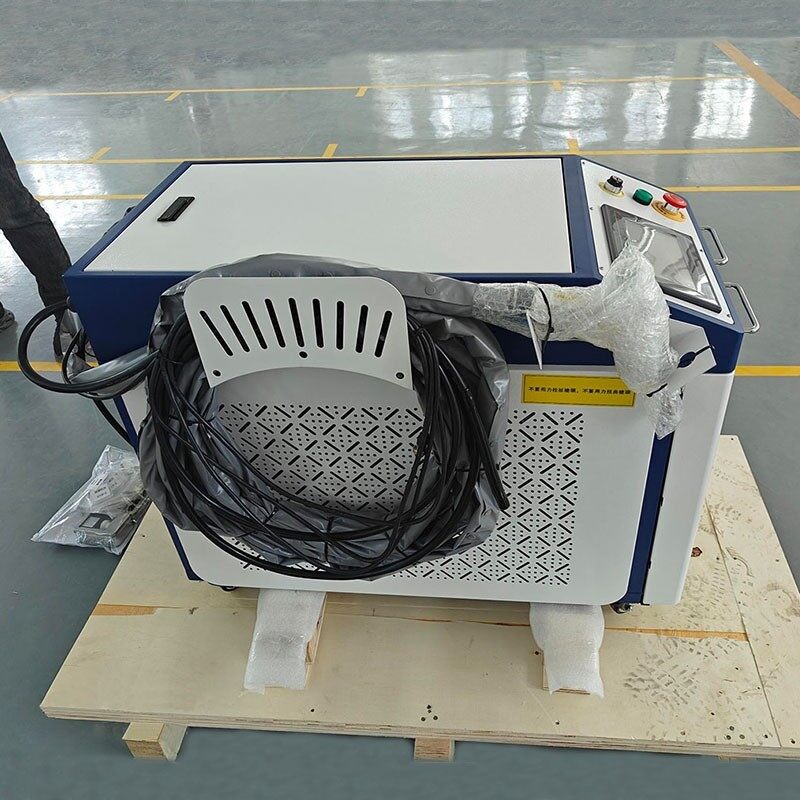 Handheld 1500W Laser Welding Machine