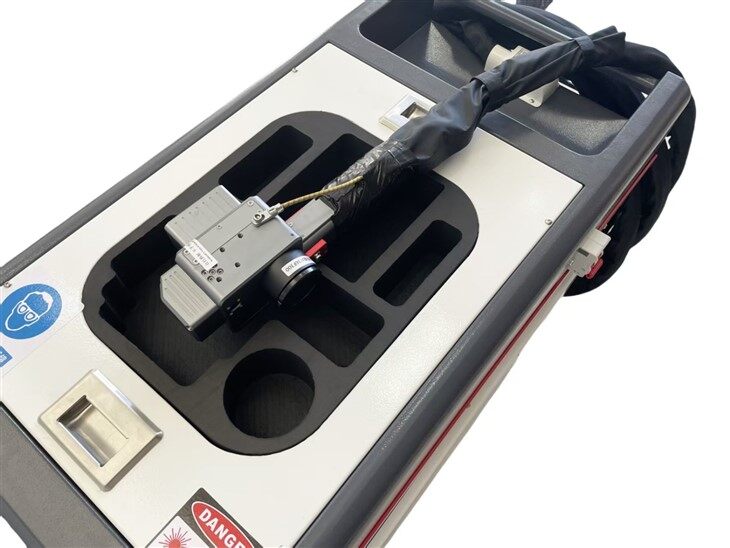 pulse laser cleaning machine 100-1000W 6