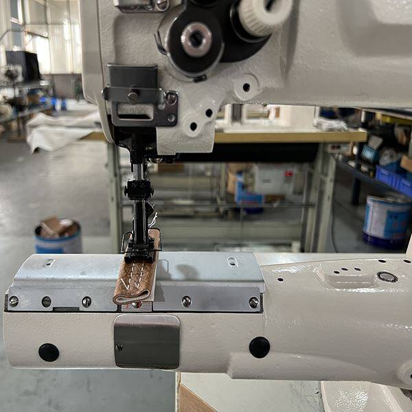 cylinder-bed-with-auto-thread-sewing-machine