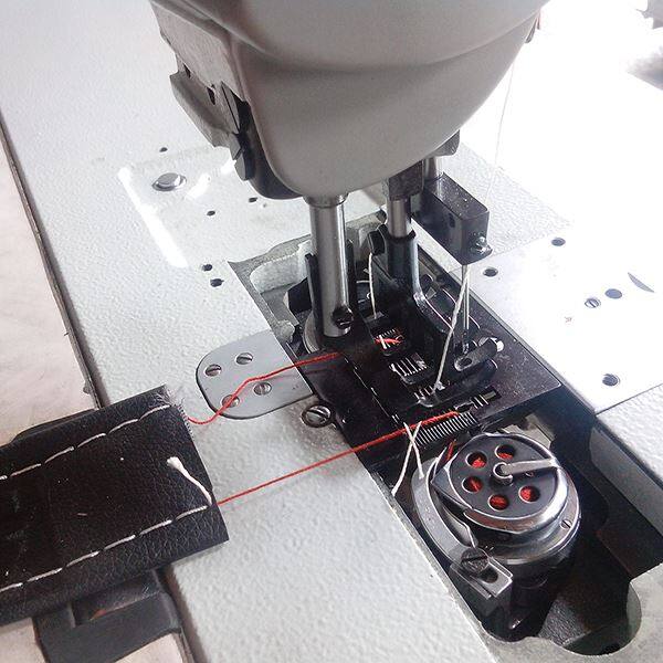 2-Needle Walking Foot Sewing Machine with Split Needle Bar for Bags 1565 best