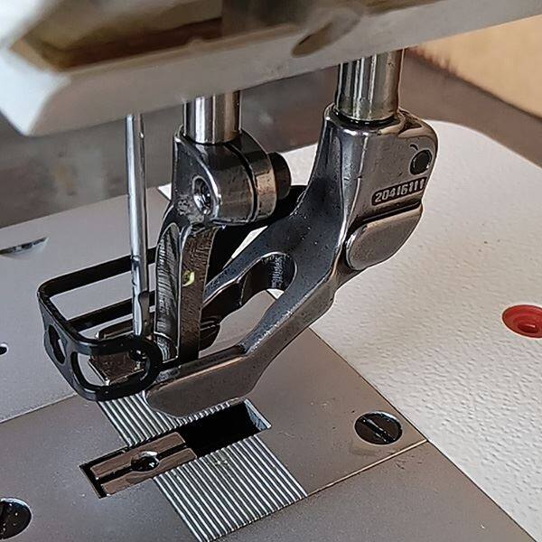 204-370 Walking Foot Sewing Machines with Thick Thread for Bags best