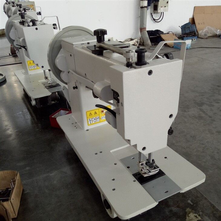 Zigzag Sewing Machines for Boats & Sails