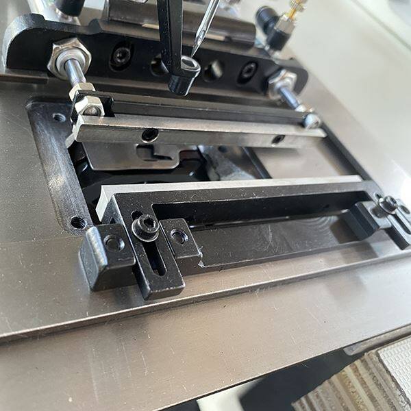 Customized Pattern Sewing Machine factory