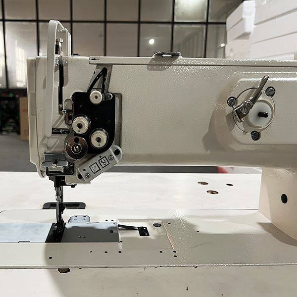 Direct-Driven 18 Inch Long Arm 1-Needle Big Bag Lockstitch Sewing Machine factory