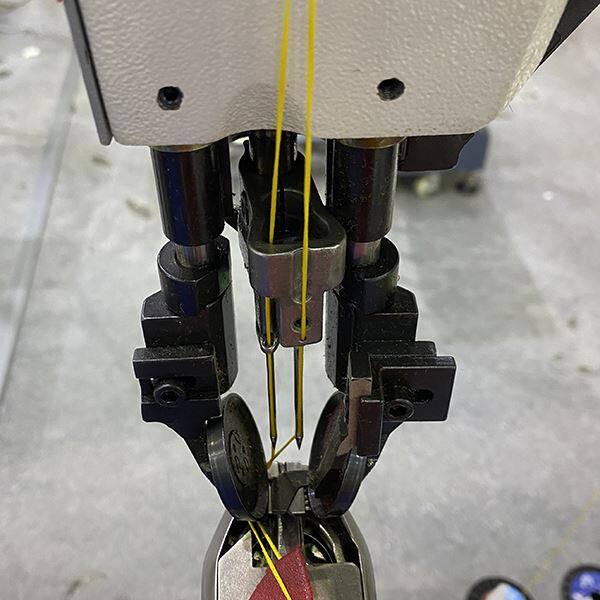 Feed-Off-Arm Computerized Shoes Ornamental Sewing Machine factory