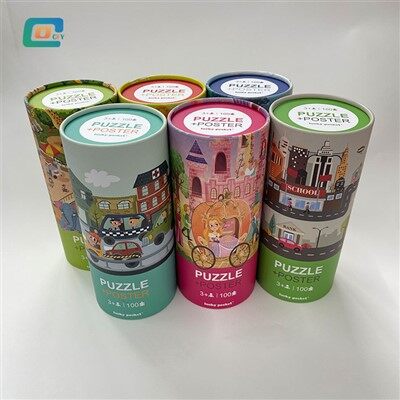 Puzzle avec paquet de tubes en papier