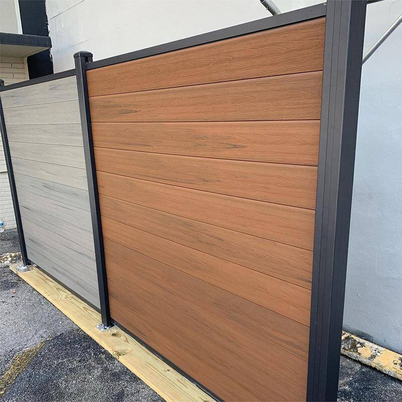 Panel pagar kayu komposit