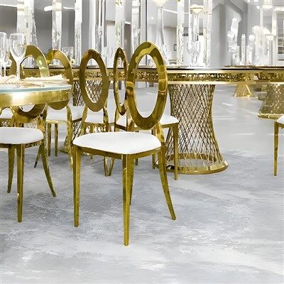 Kovinsko pohištvo v prahu