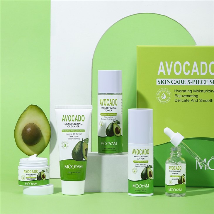 Avocado Skin Care Set