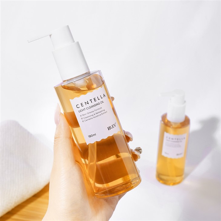 IREV Centella Light Cleansing Oil price