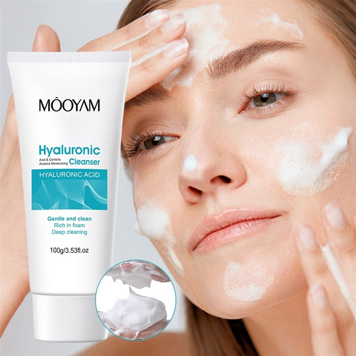 MOOYAM Hyaluronic Acid Cleanser