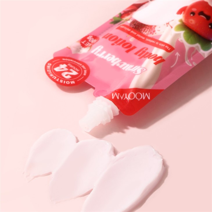 MOOYAM Strawberry Body Lotion high quality