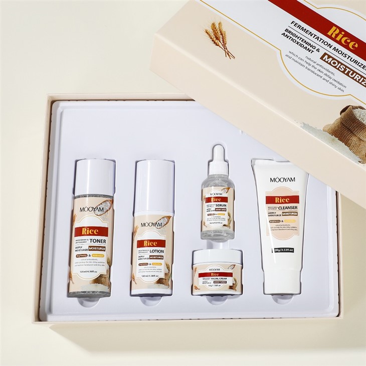 Rice Fermentation Moisturizing Box