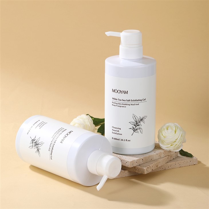 White Tea Sea Salt Exfoliating Gel