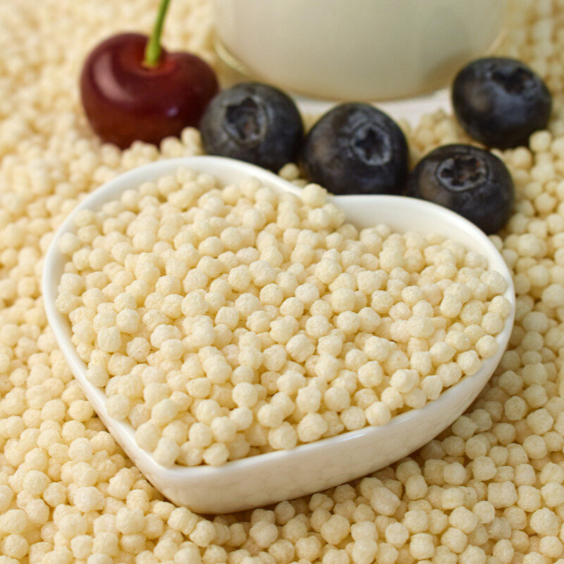 퍼프 퀴 노아 단백질 볼