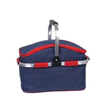 शराब धारक के साथ पिकनिक टोकरी