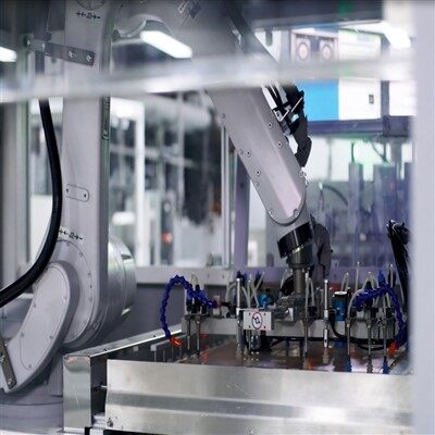 Inteligentni hvatajući robot