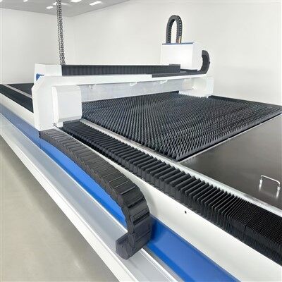 レーザーチューブ切断機