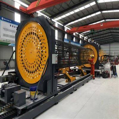 Máquina formadora de jaulas de acero