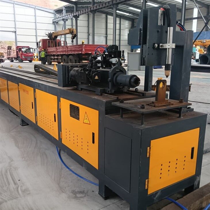 Pipe Cutting And Tapering Machine