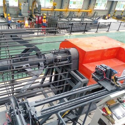 Teräshäkki automaattinen hitsaustyöasema