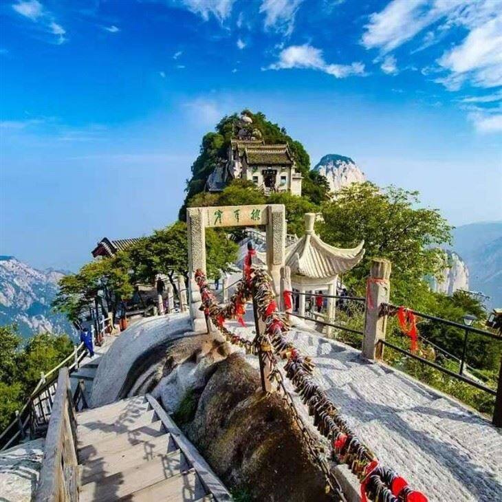 Five-Day Huashan Tour from Xi'an