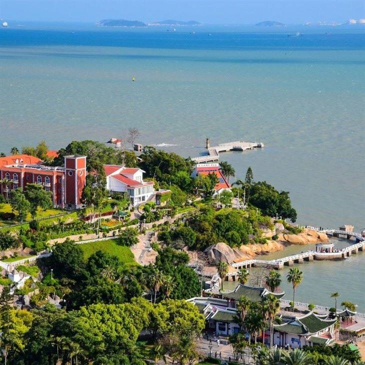 Xiamen Travel Guide