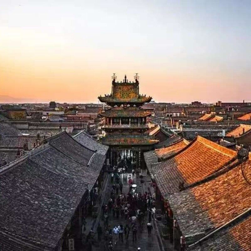 Night tour of Pingyao Ancient City