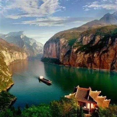 The Three Gorges Cruise