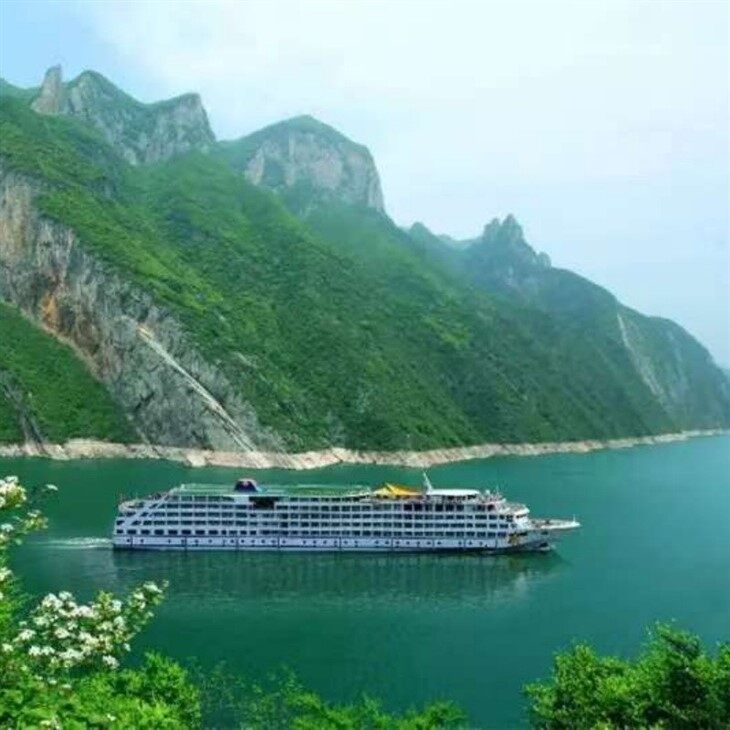 Chongqing Three Gorges Cruise