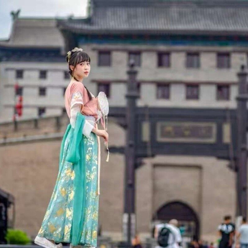 Explore the Terracotta Warriors