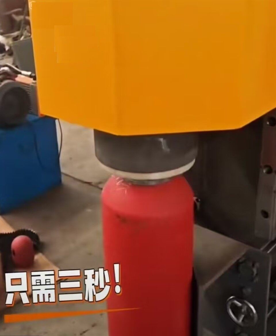 Vertical Pneumatic Bottle Neck Ring Rolling And Riveting Machine factory