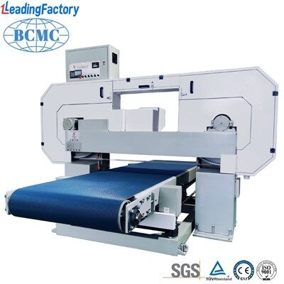 Stroj na štípání mramoru