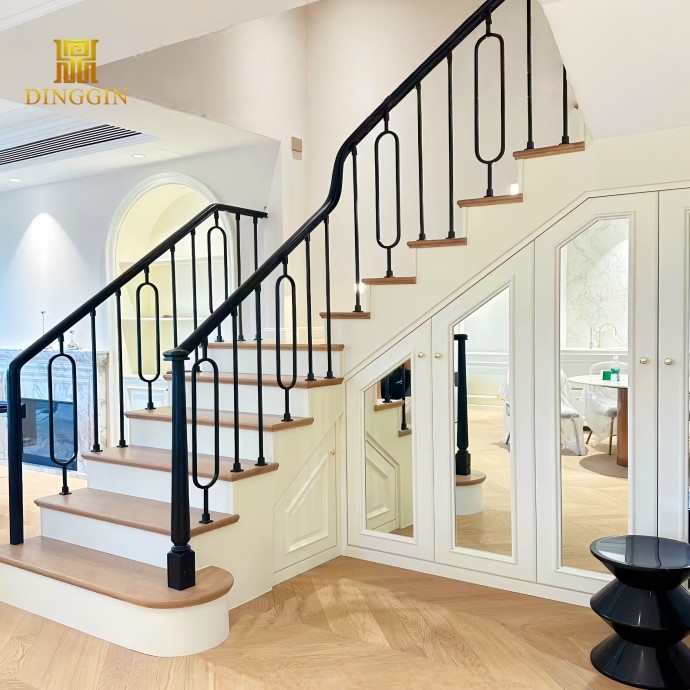 44 inch black metal baluster