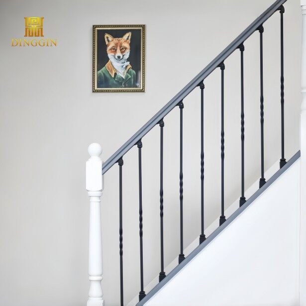 3 Single Twist Iron Baluster (1)