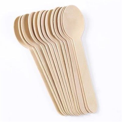 Tenedor y cuchara de madera desechables