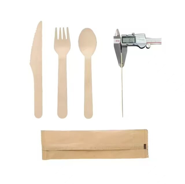 Set de linguri de lemn