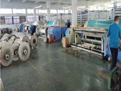 Cabezal De Urdimbre Para Tela De Jet De Agua De Monofilamento De Nailon Con Hilo De Color