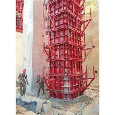 Bednění ocelových sloupů