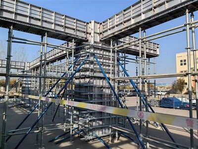 Coffrage de poutre en aluminium