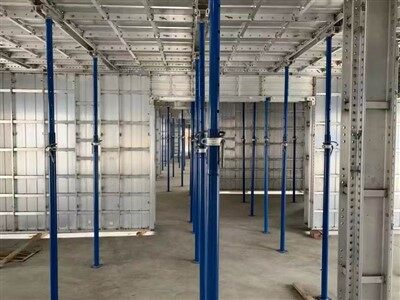 Coffrage en aluminium réutilisable