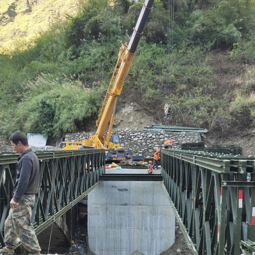 Bailey Steel Bridge met één rijstrook