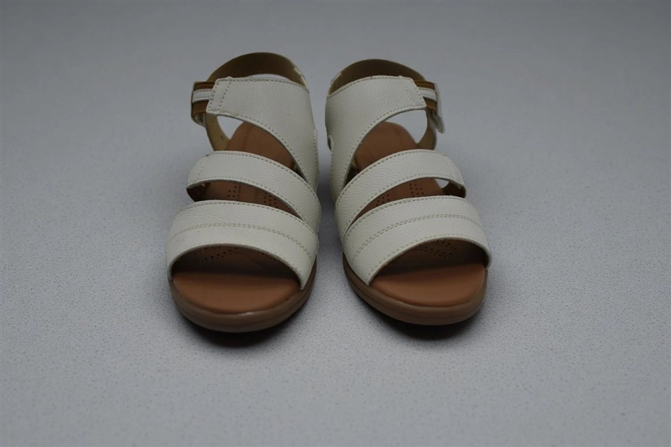 Beach Wear Slippers For Ladies factory