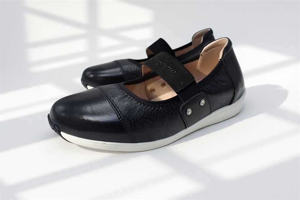 Casual Flat Ladies Shoes factory