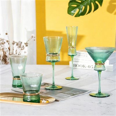Modern White Wine Glasses
